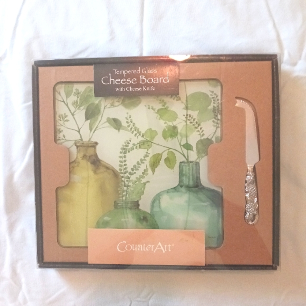 Counter Art Glass Cheese Board with Knife